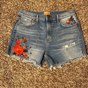 Driftwood embroidered shorts
